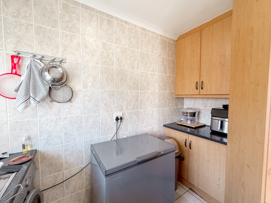 3 Bedroom Property for Sale in Island View Western Cape